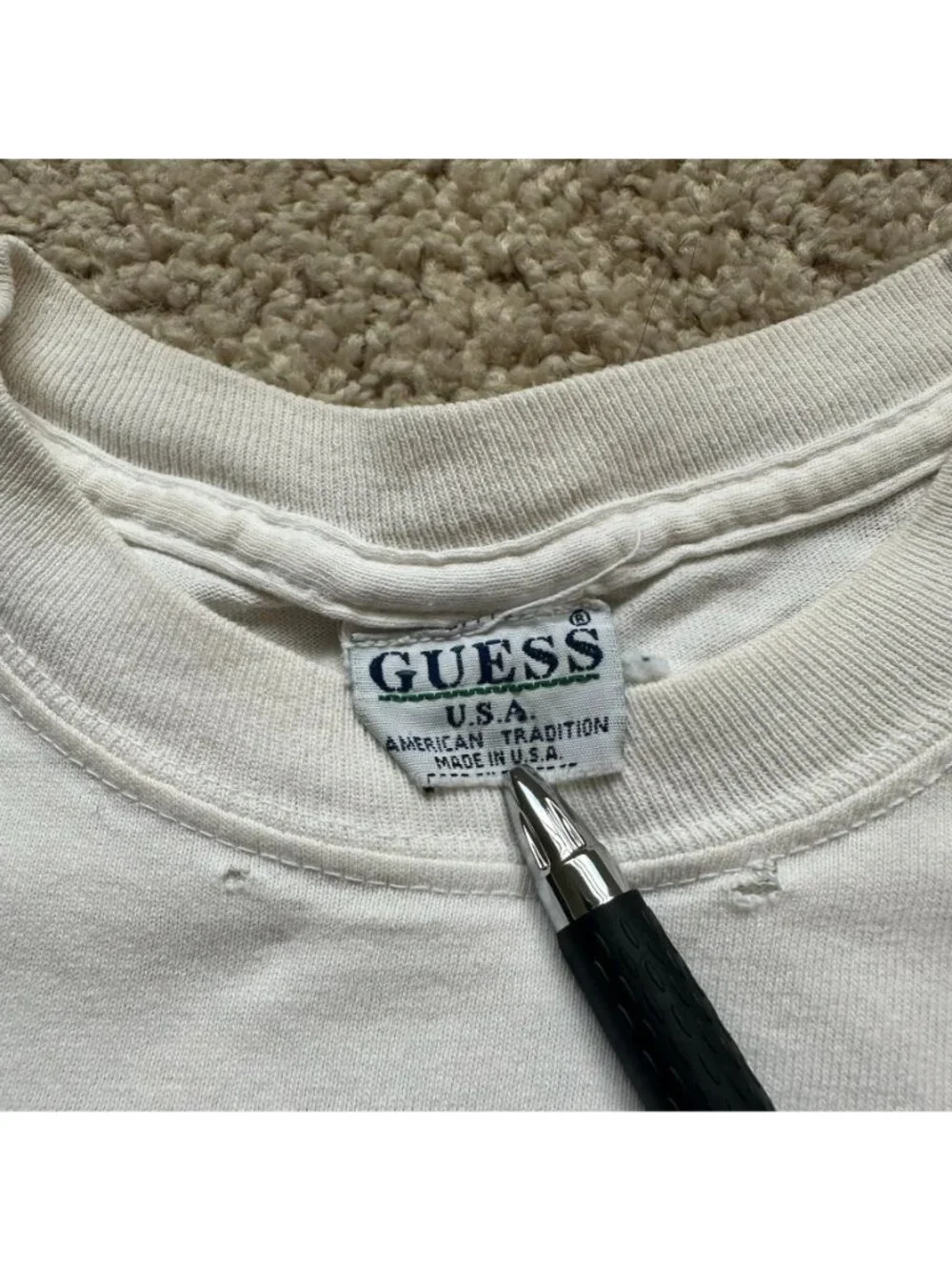 Vintage 90s Guess USA Script T-Shirt White M Spell Out Hip Hop Streetwear Skater - Picture 5 of 7